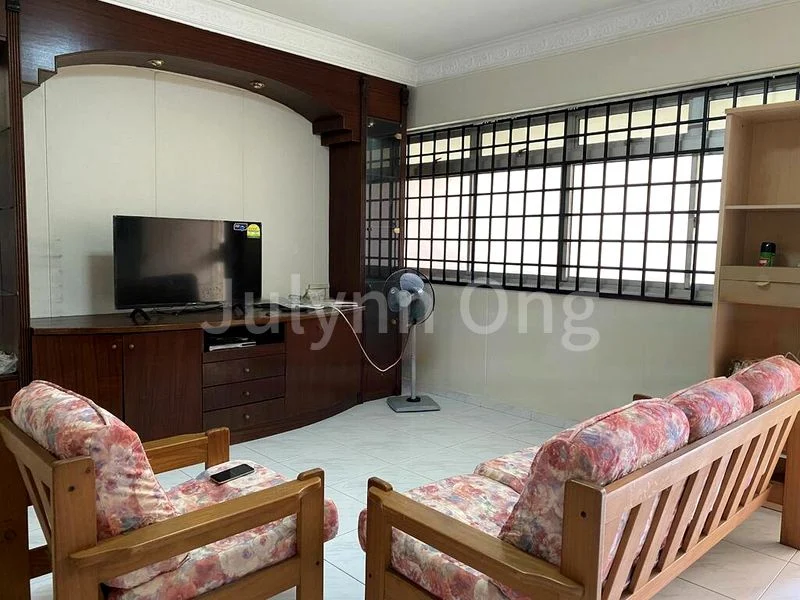 4 Room (4A) HDB for Rent in 518 Pasir Ris Street 52 - Image 1