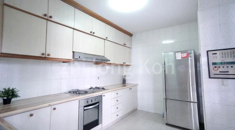 4 Bed Terraced House (Landed) for Sale in  Parry Park - Image 6