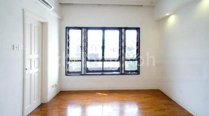 4 Bed Terraced House (Landed) for Sale in  Parry Park - Image 11