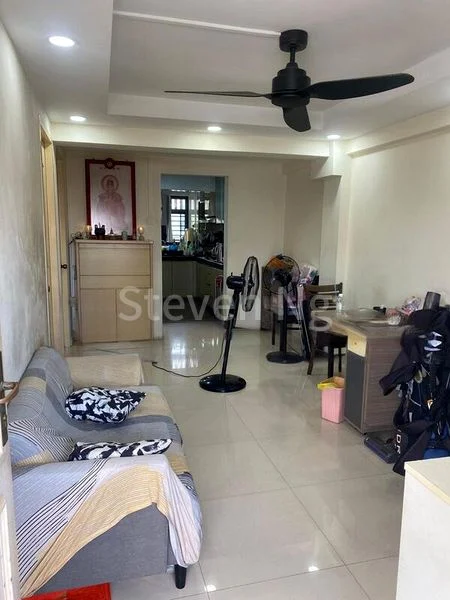Room (HDB) for Rent in  76 Lorong Limau - Image 1