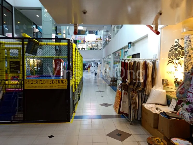 Shop / Shophouse for Sale in Bukit Timah Shopping Centre - Image 1