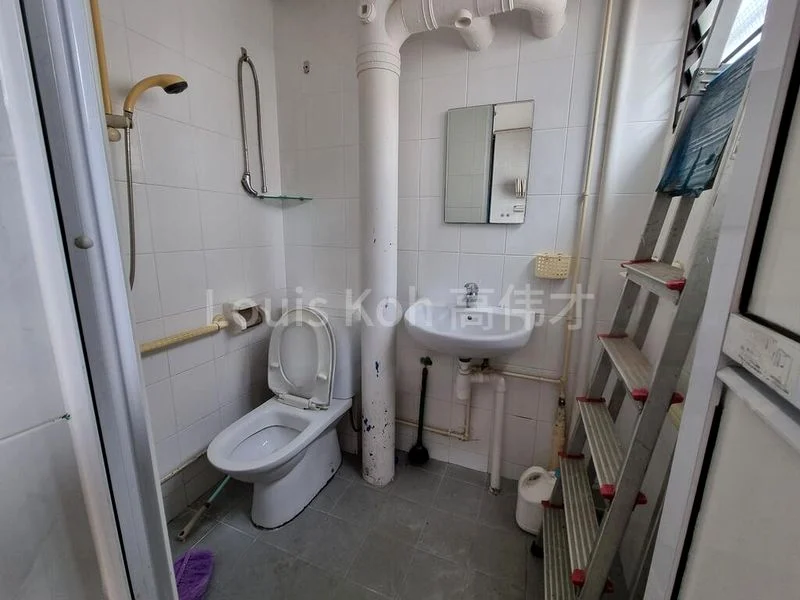 3 Room (3NG) HDB for Rent in  825 Tampines Street 81 - Image 6