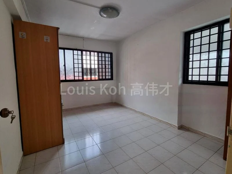 3 Room (3NG) HDB for Rent in  825 Tampines Street 81 - Image 4