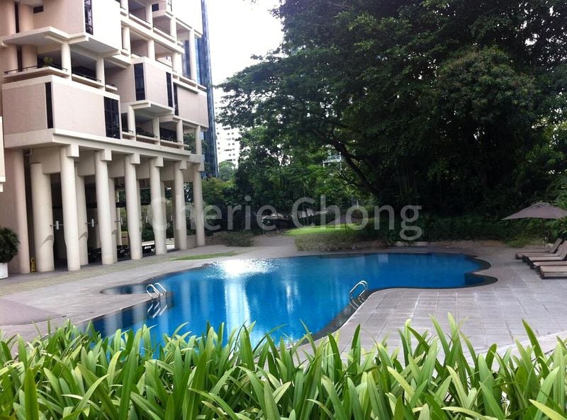 3 Bed Condo for Rent in  The Colonnade - Image 6