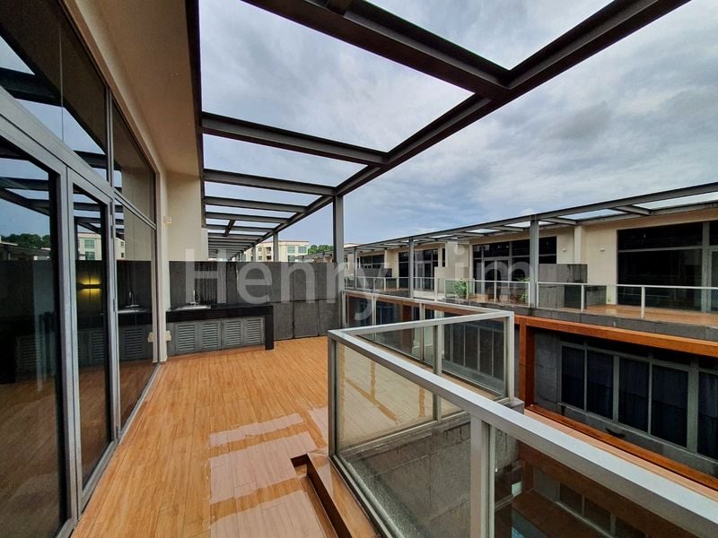 4 Bed Condo for Sale in Seahill - Image 9