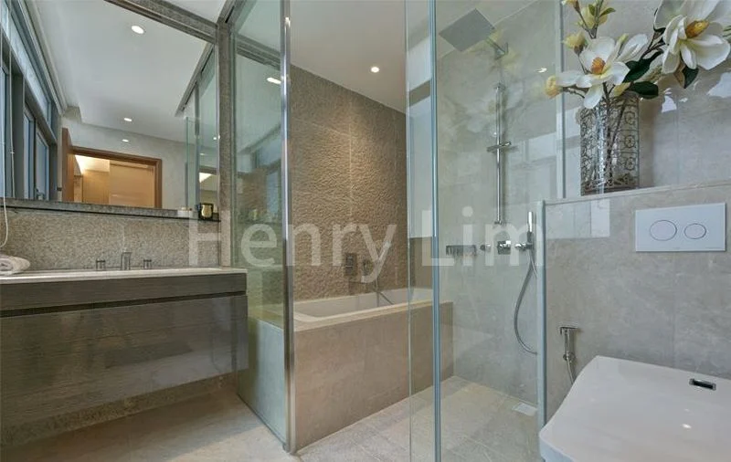 4 Bed Condo for Sale in Seahill - Image 7
