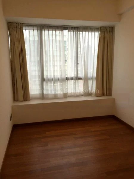 4 Bed Condo for Rent in  Suites @ Cairnhill - Image 8