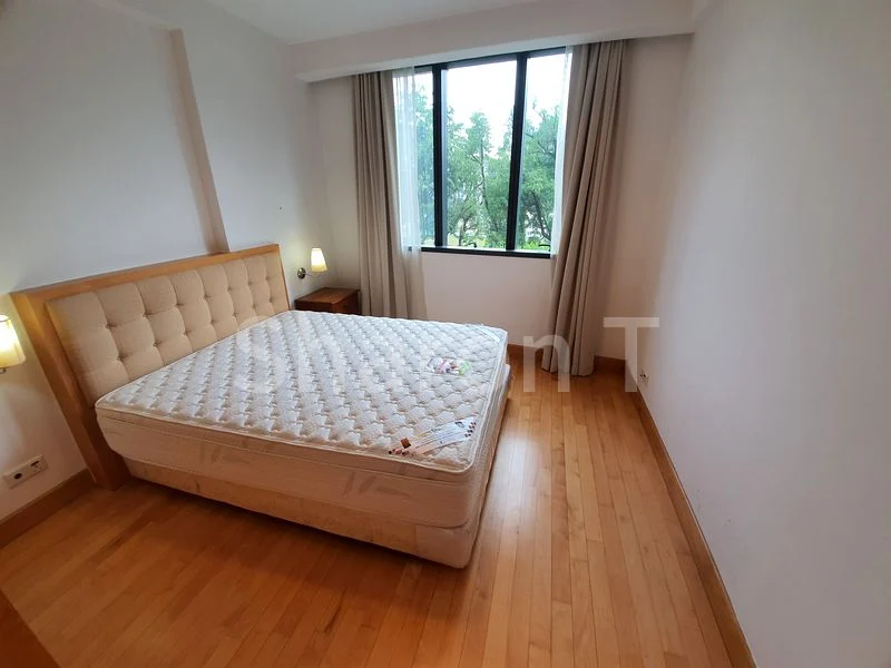 4 Bed Condo for Rent in  Grange 70 - Image 9