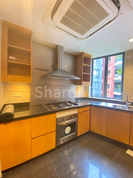 4 Bed Condo for Rent in  Grange 70 - Image 15