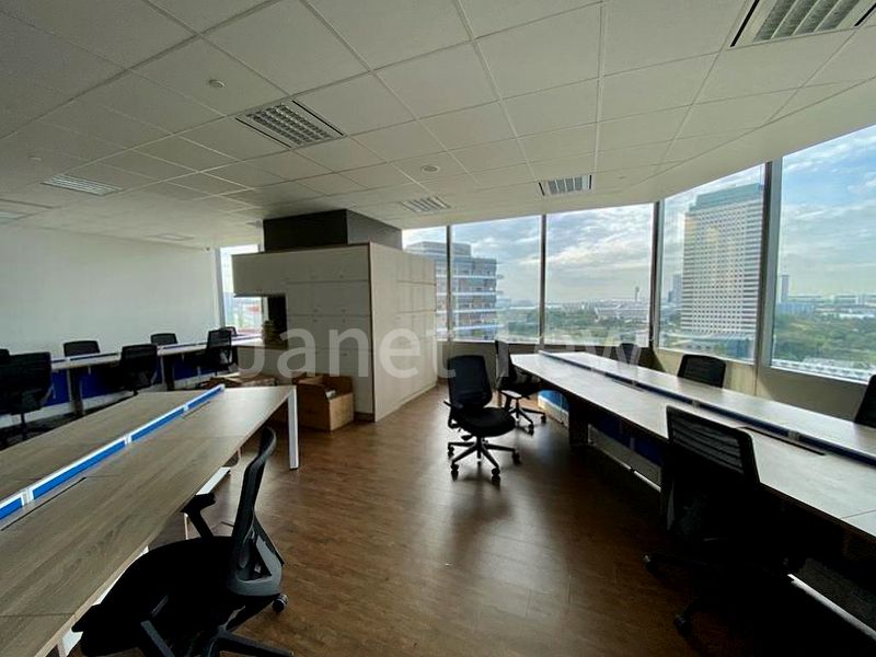 Office for Rent: Westgate Tower - Image 4