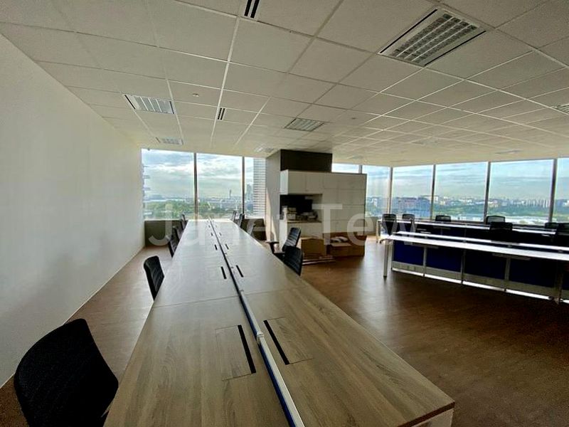 Office for Rent: Westgate Tower - Image 3