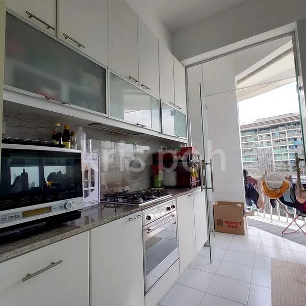 3 Bed Apartment (Condo) for Rent in 11 Amber Road - Image 7