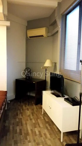 Studio Condo for Rent in Parc Oasis - Image 12