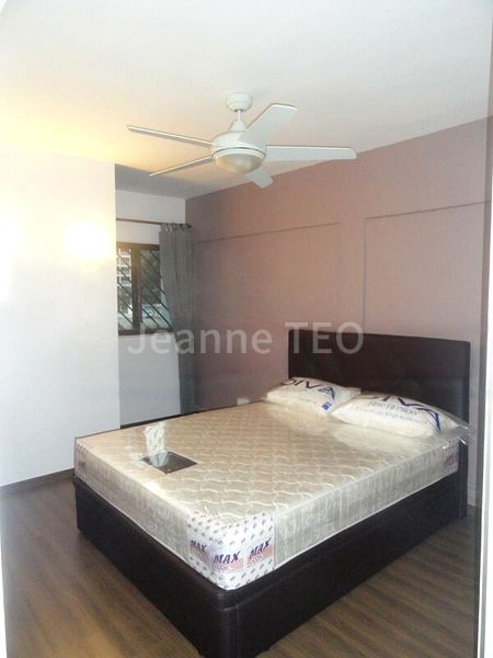 4 Room (4A) HDB for Rent in  75 Telok Blangah Drive - Image 3