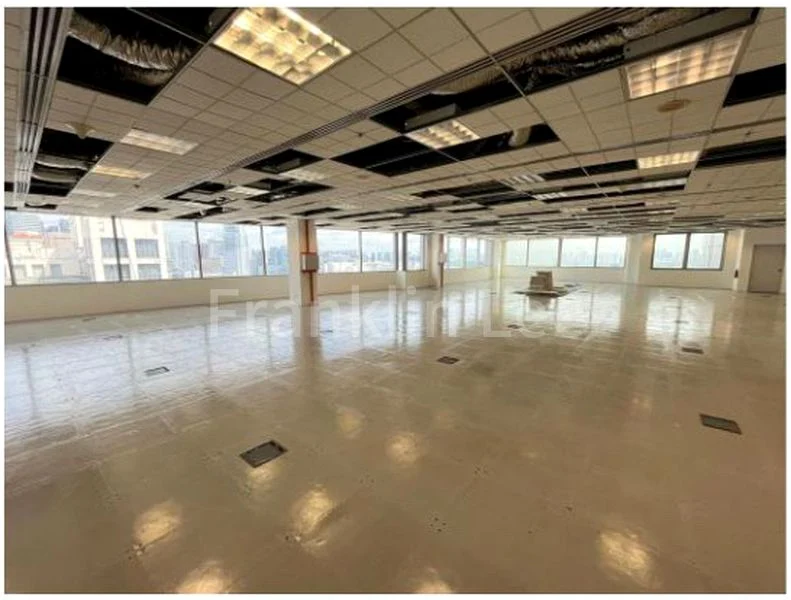 Office for Rent in  UE Square - Image 5