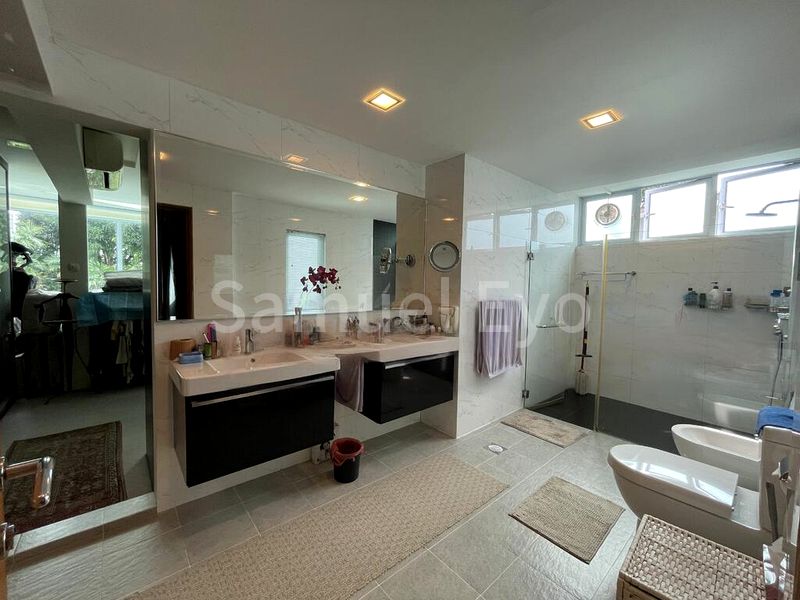 7 Bed Good Class Bungalow (Landed) for Sale in  Grange Road - Image 10