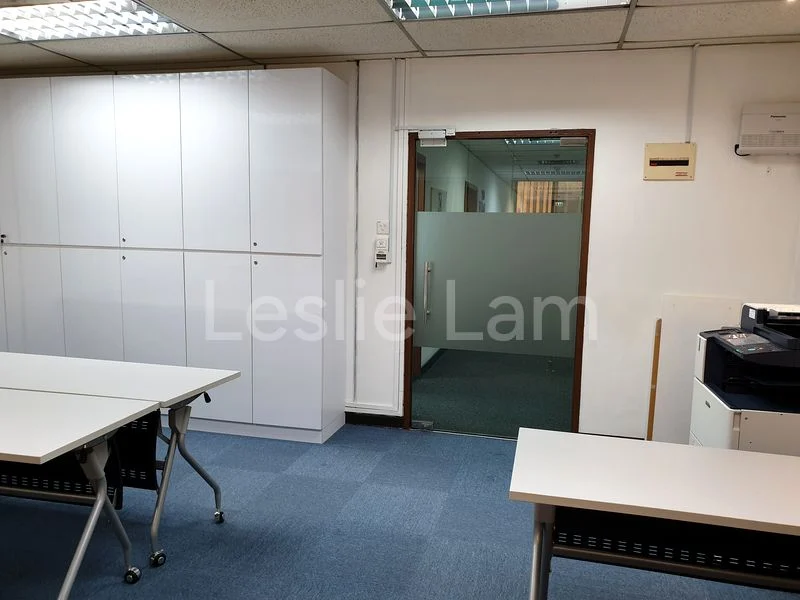Office for Rent in Tong Eng Building - Image 4