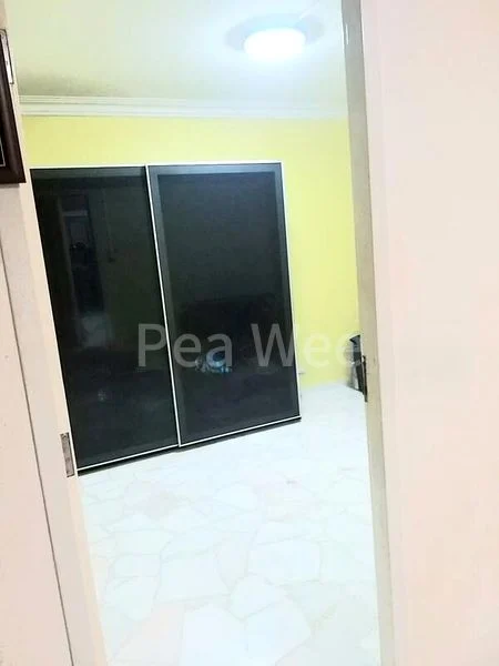 Common Room (HDB) for Rent in  144 Pasir Ris Street 11 - Image 1
