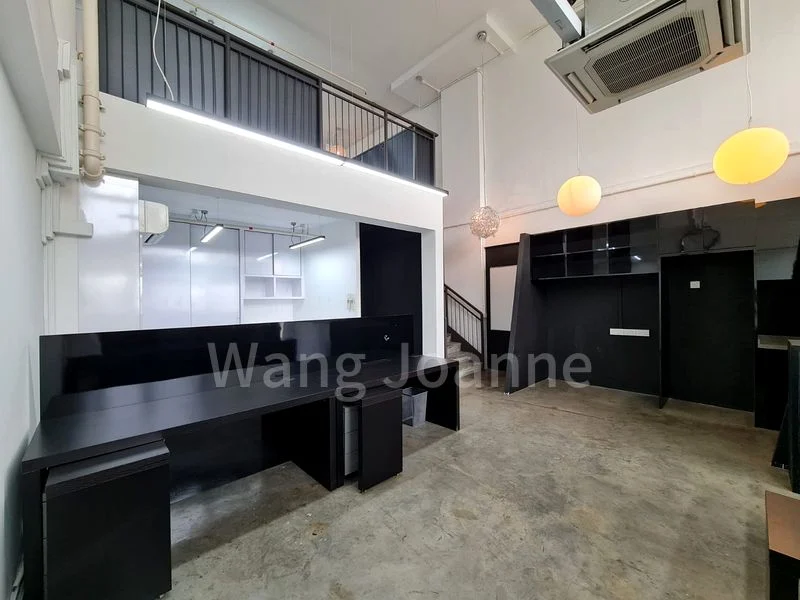 Light Industrial (B1) for Rent in  Apex @ Henderson - Image 3