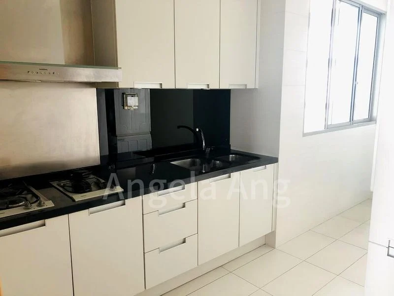 4 Bed Condo for Rent in  Grange Infinite - Image 6