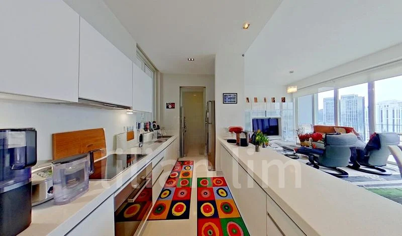 3+1 Bed Condo for Rent in  The Cosmopolitan - Image 3