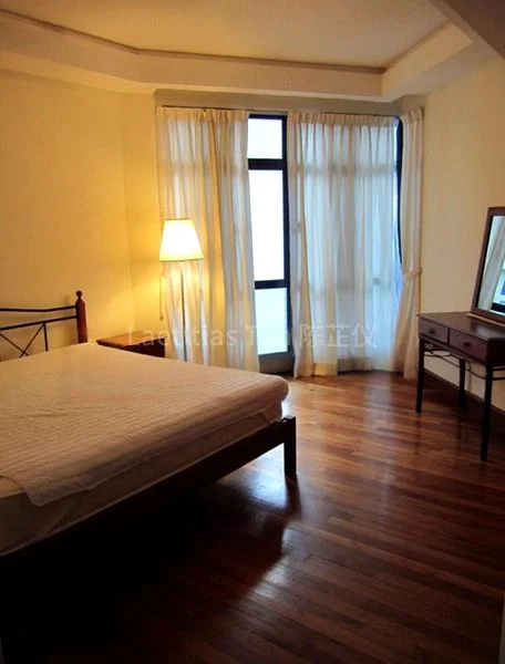 2 Bed Condo for Rent in  Valley Park - Image 2