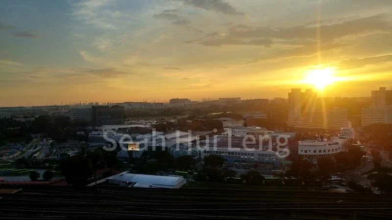 3 Bed Condo for Rent in  J Gateway - Image 2