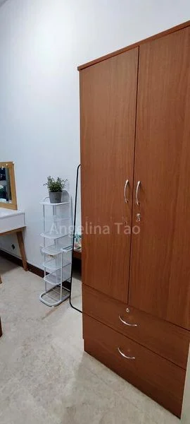 Common Room (Condo) for Rent in Burlington Square - Image 16