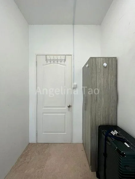 Common Room (Condo) for Rent in Burlington Square - Image 1