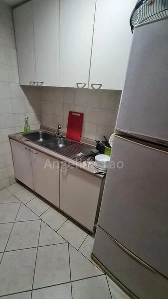 Common Room (Condo) for Rent in Burlington Square - Image 5