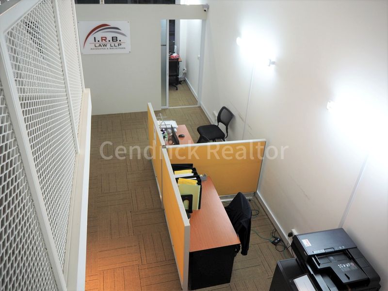 Office for Sale: Woods Square - Image 16