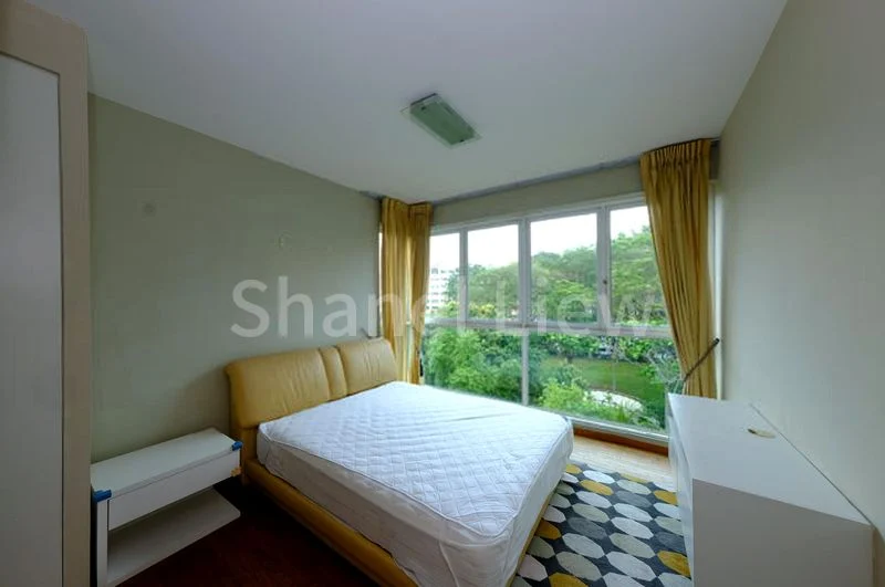 3 Bed Condo for Rent in  The Esparis - Image 9