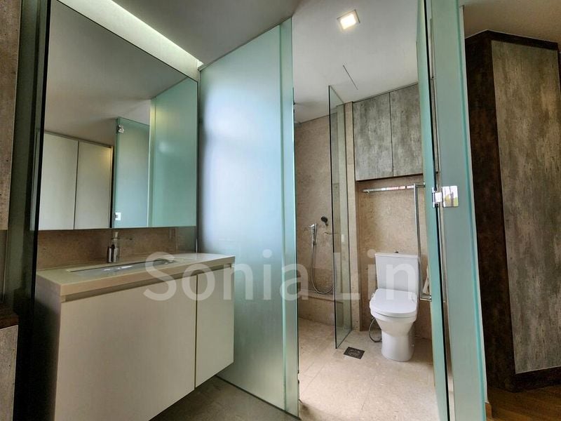 3 Bed Condo for Rent in  Stratum - Image 9
