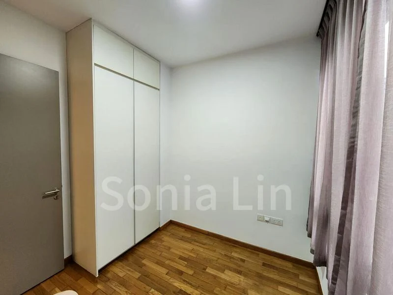 3 Bed Condo for Rent in  Stratum - Image 12