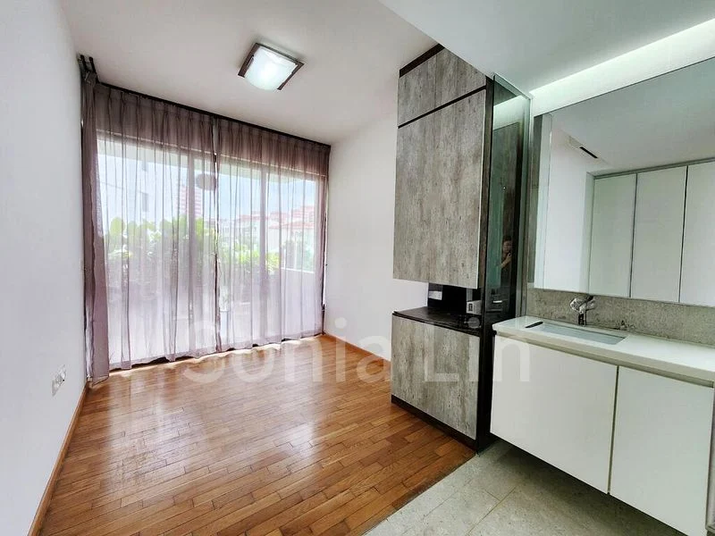 3 Bed Condo for Rent in  Stratum - Image 6