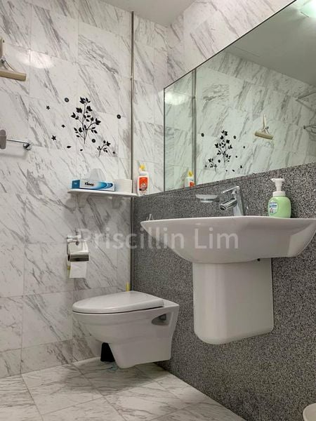 1 Bed Condo for Rent in  The Trumps - Image 1