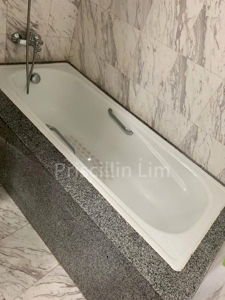 1 Bed Condo for Rent in  The Trumps - Image 2