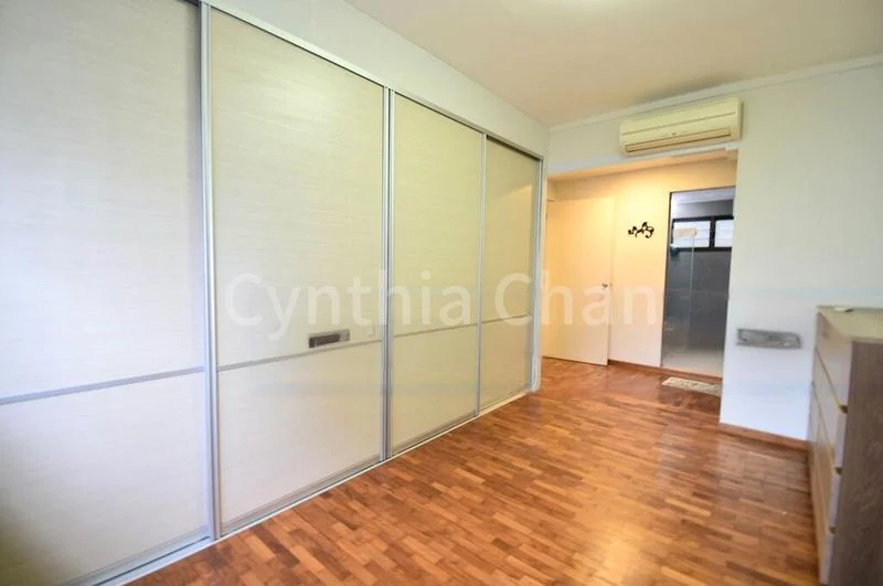 Executive HDB for Rent in  287B Jurong East Street 21 - Image 11