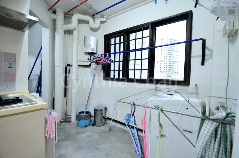 Executive HDB for Rent in  287B Jurong East Street 21 - Image 18
