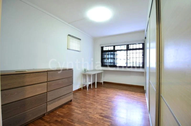 Executive HDB for Rent in  287B Jurong East Street 21 - Image 10