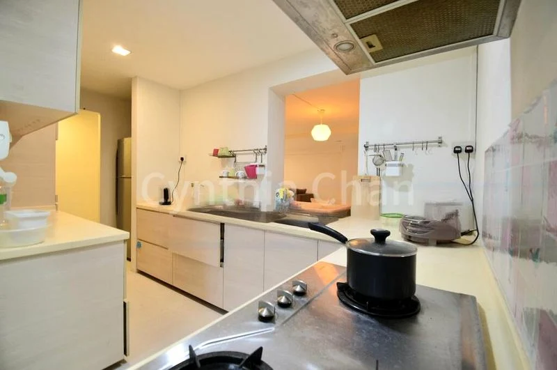 Executive HDB for Rent in  287B Jurong East Street 21 - Image 17