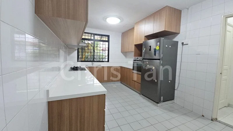 4 Bed Terraced House (Landed) for Rent in Gay's Villas - Image 9