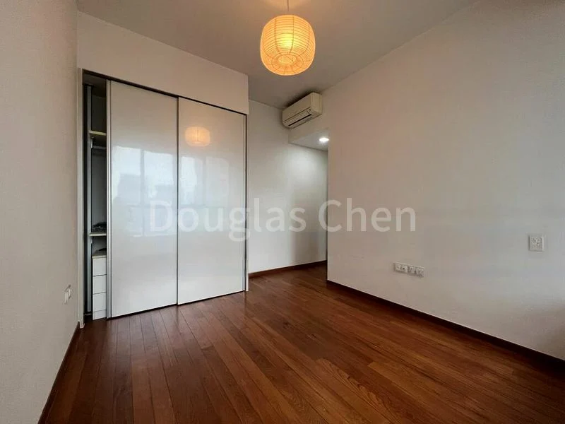 1 Bed Condo for Rent in  Lincoln Suites - Image 4