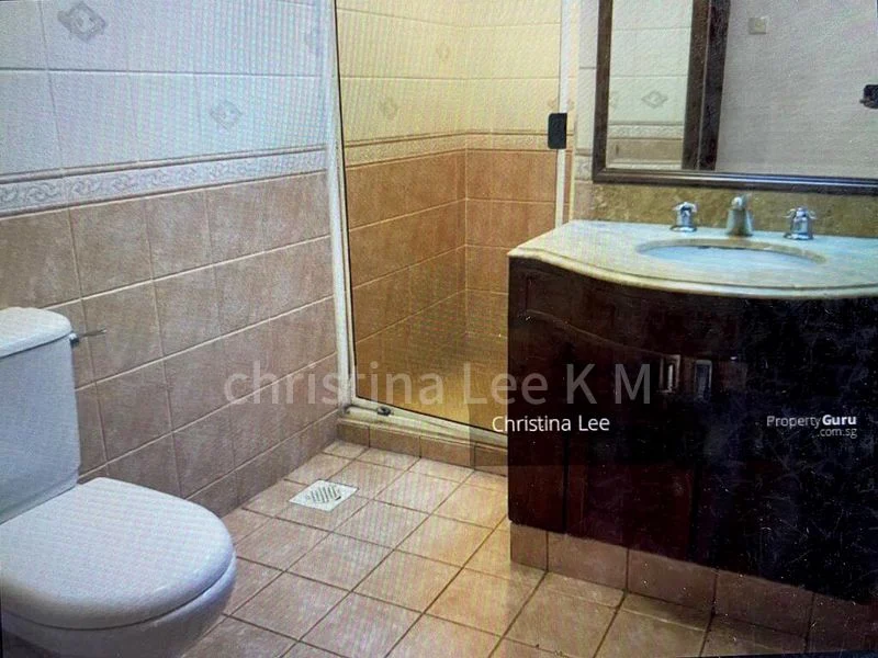 2 Bed Condo for Sale in  Regent Park - Image 6