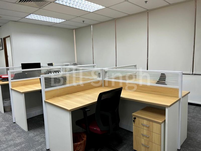 Office for Rent: Peninsula Plaza - Image 17