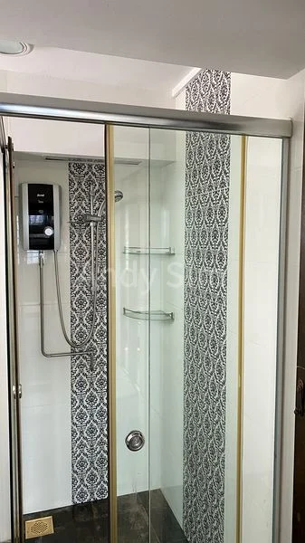 5 Room (5I) HDB for Rent in  716 Ang Mo Kio Avenue 6 - Image 11