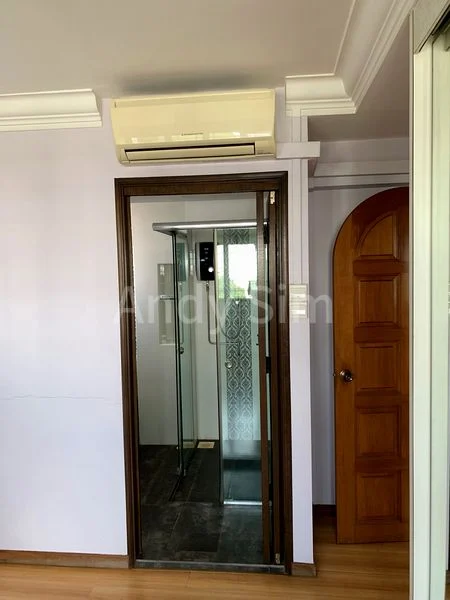 5 Room (5I) HDB for Rent in  716 Ang Mo Kio Avenue 6 - Image 10