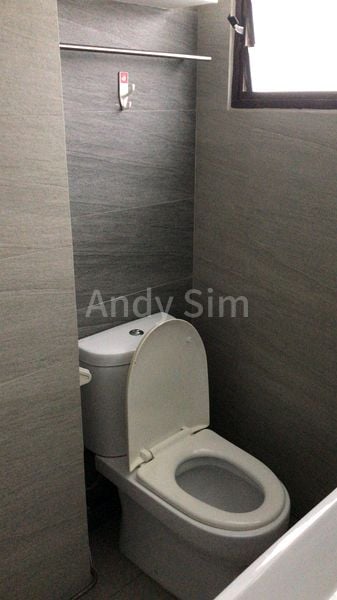 5 Room (5I) HDB for Rent in  716 Ang Mo Kio Avenue 6 - Image 15