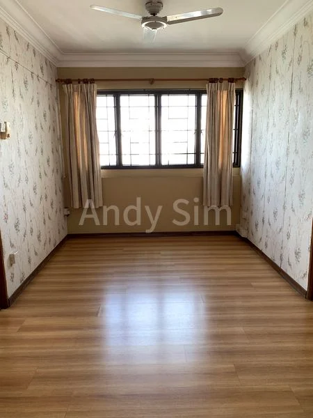 5 Room (5I) HDB for Rent in  716 Ang Mo Kio Avenue 6 - Image 3