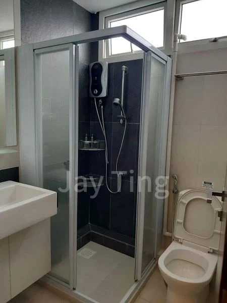 Master Room (Condo) for Rent in  Orchard Towers - Image 5